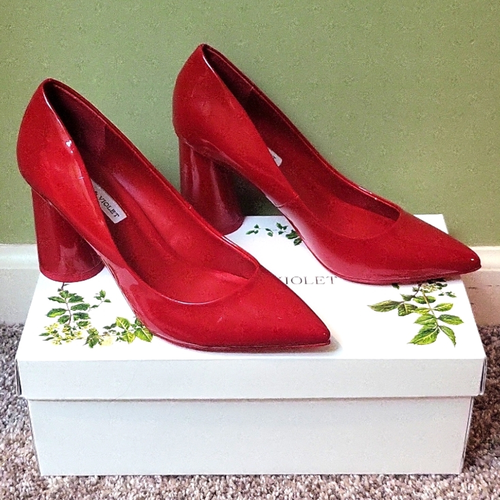 Chelsea & Violet Red heels (new with box)